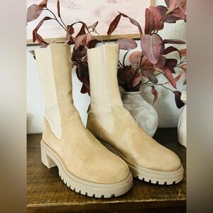 Steve Madden Hesitant Sand Suede Block Heel Pull On Mid
Calf Fashion Boots Sz8